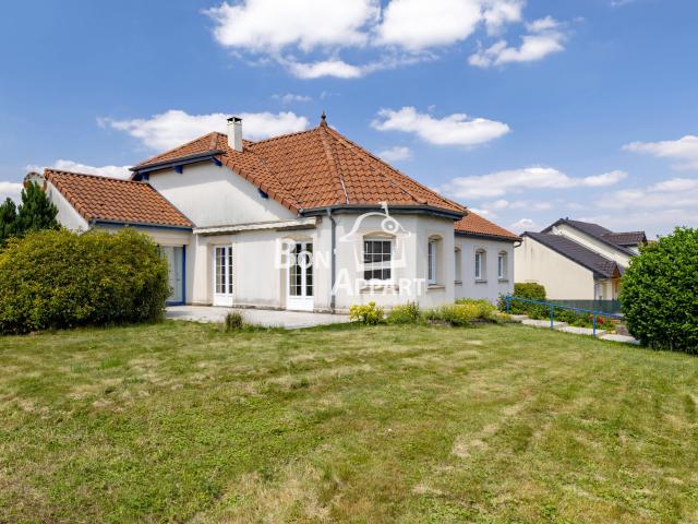 Maison 8 pièces 201 m²