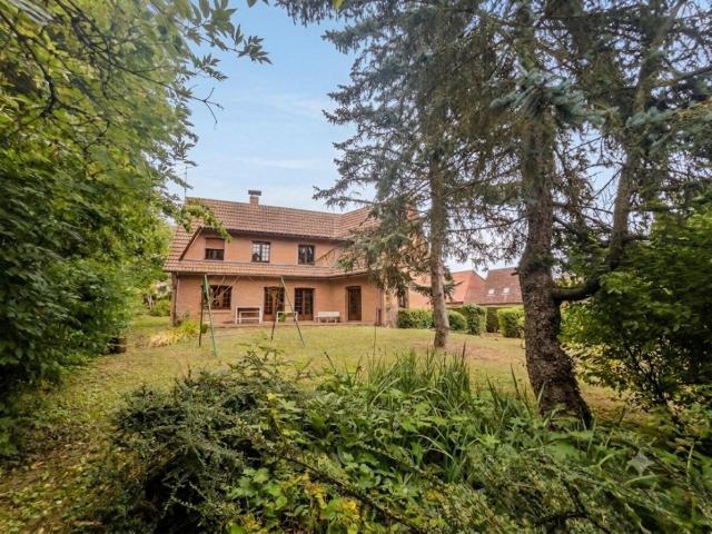 Maison 8 pièces 202 m²
