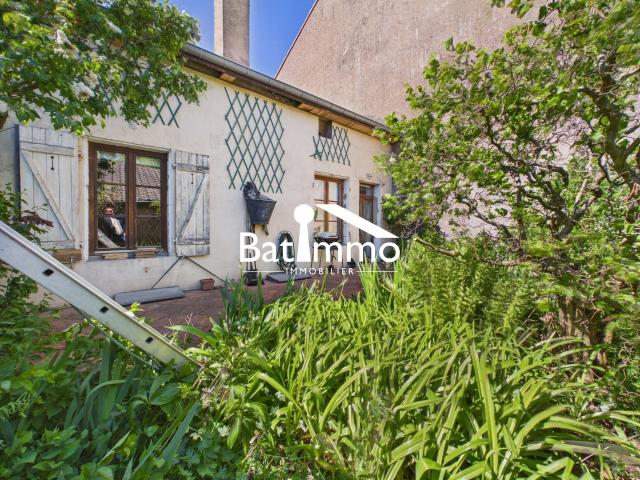 Maison 8 pièces 202 m²