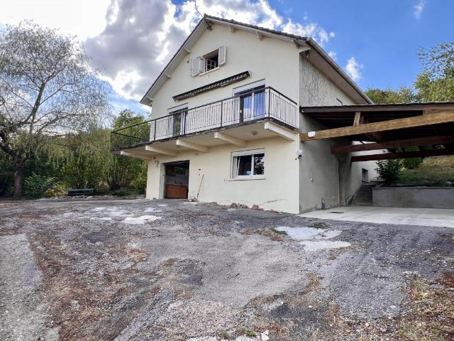 Maison 8 pièces 202 m²