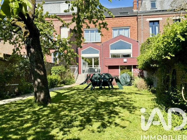 Maison 8 pièces 202 m²