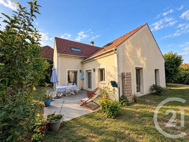 Maison 8 pièces 202 m²