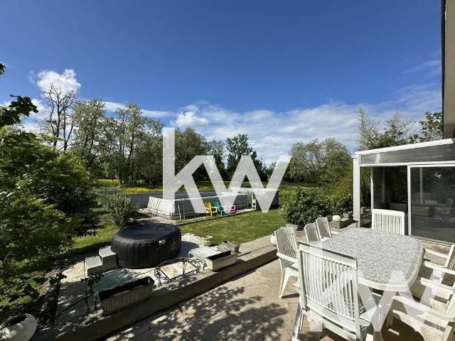 Maison 8 pièces 202 m²