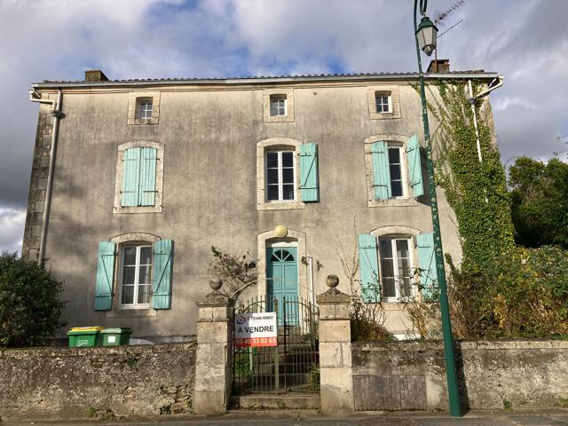 Maison 8 pièces 202 m²