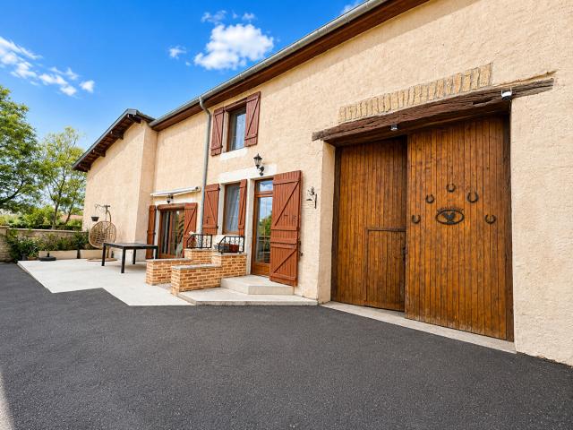 Maison 8 pièces 202 m²