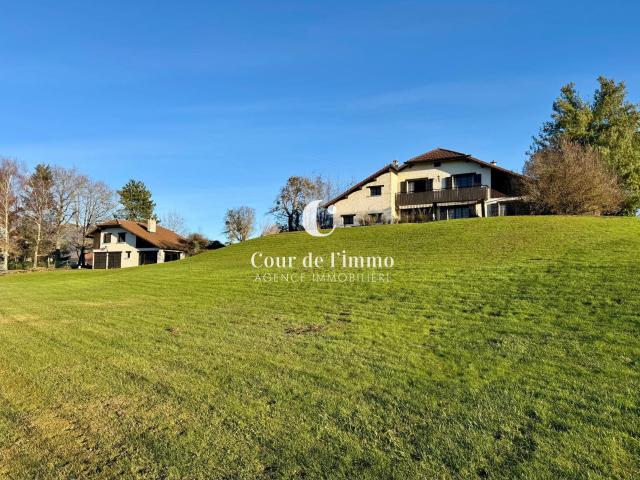 Maison 8 pièces 202 m²