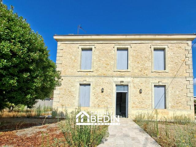Maison 8 pièces 223 m²
