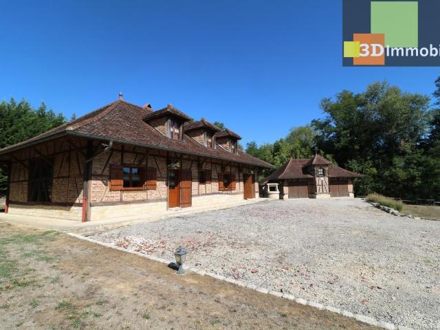 Maison 8 pièces 202 m²
