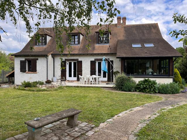 Maison 8 pièces 202 m²