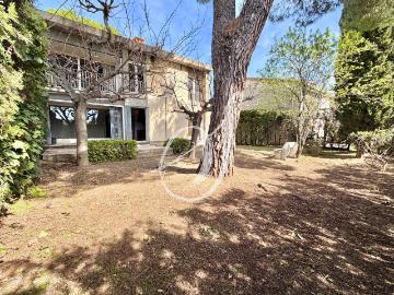 Maison 8 pièces 202 m²