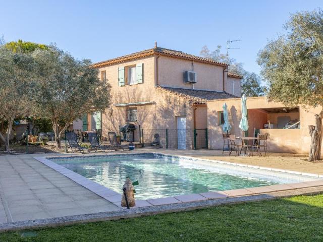 Maison 6 pièces 203 m²