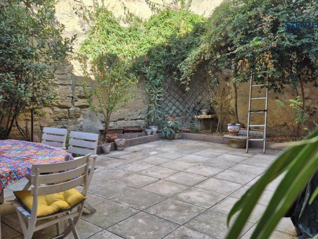 Maison 8 pièces 203 m²