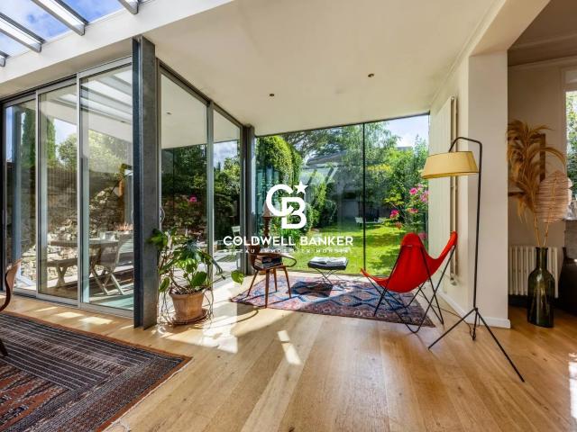 Maison 8 pièces 214 m²