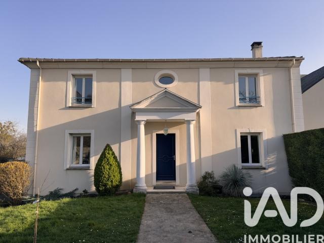 Maison 8 pièces 214 m²