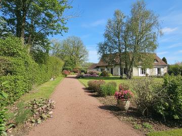 Maison 8 pièces 215 m²