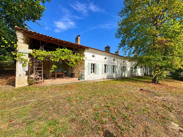 Maison 8 pièces 215 m²