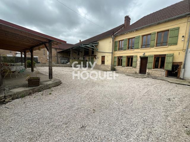 Maison 8 pièces 215 m²