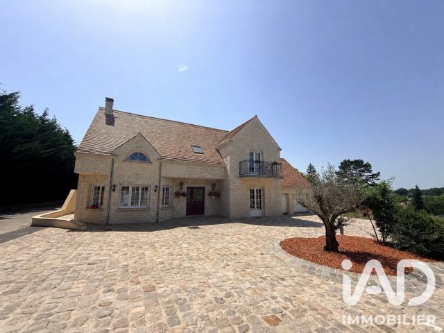 Maison 8 pièces 215 m²