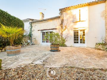 Maison 8 pièces 215 m²