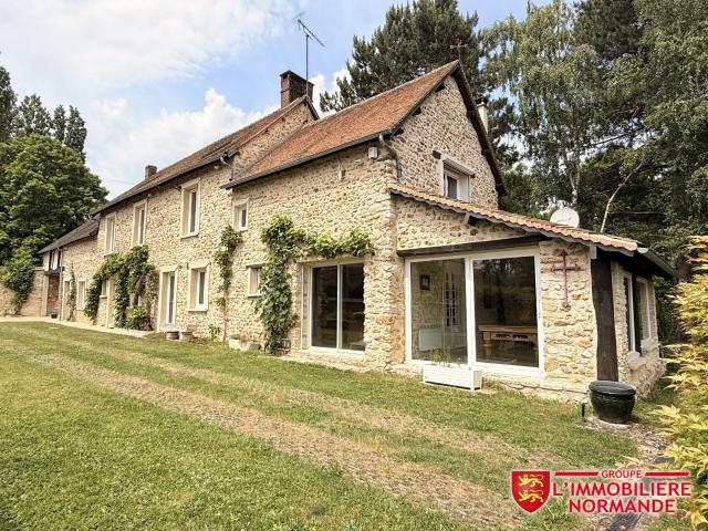 Maison 8 pièces 215 m²