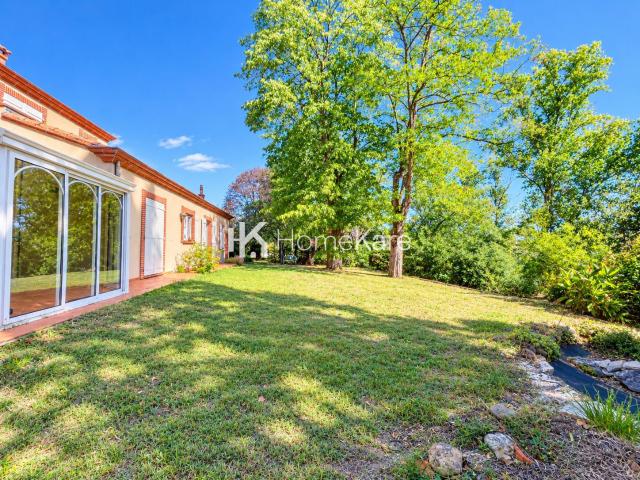 Maison 8 pièces 215 m²