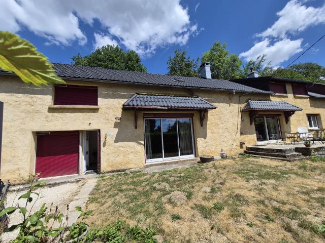 Maison 8 pièces 215 m²
