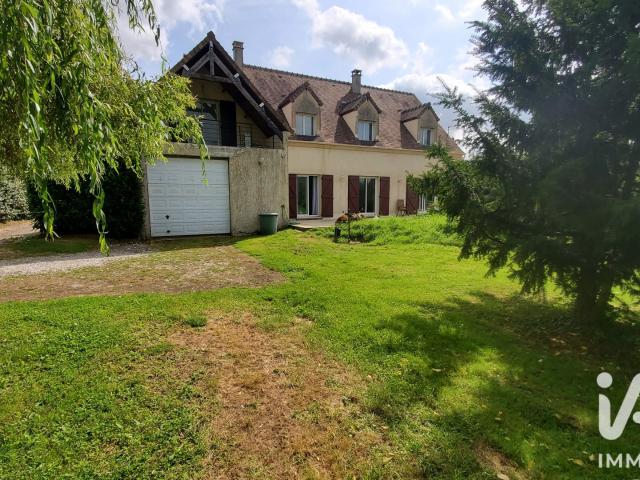 Maison 8 pièces 216 m²