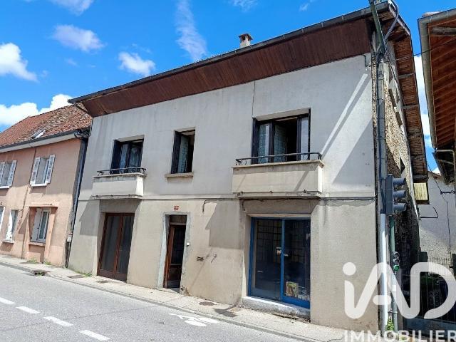Maison 8 pièces 216 m²