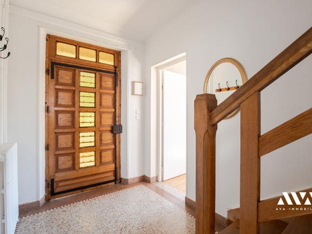 Maison 8 pièces 216 m²