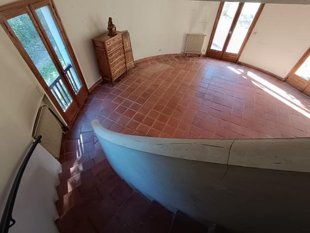 Maison 8 pièces 216 m²