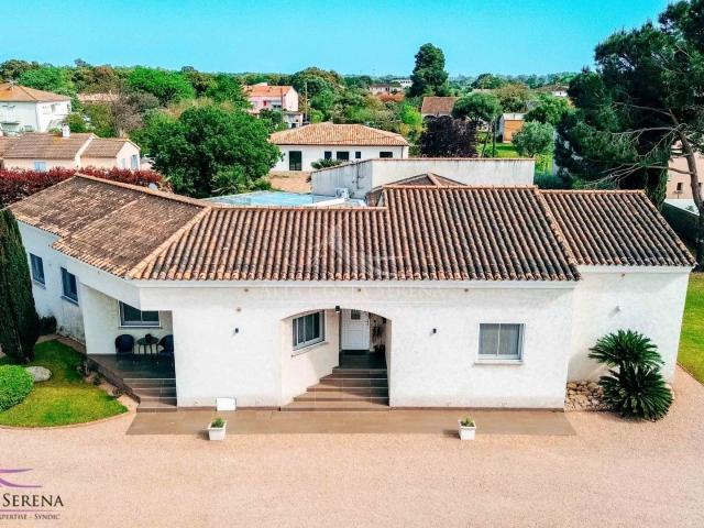 Maison 8 pièces 217 m²
