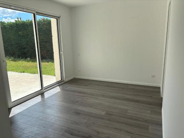 Maison 8 pièces, 217 m² à louer à Saint André de Cubzac 33240