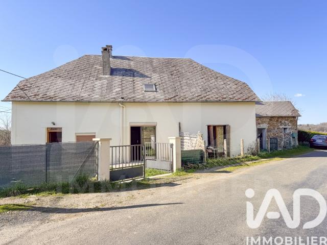 Maison 8 pièces 218 m²