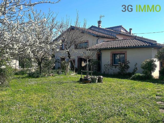 Maison 8 pièces 218 m²