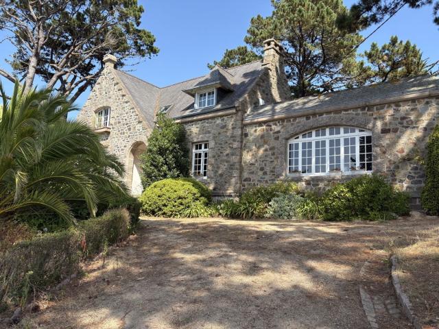 Maison 8 pièces 218 m²