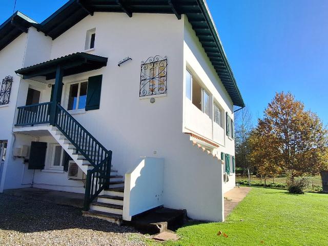 Maison 8 pièces 210 m²