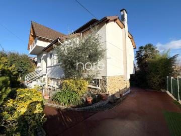 Maison 8 pièces 210 m²