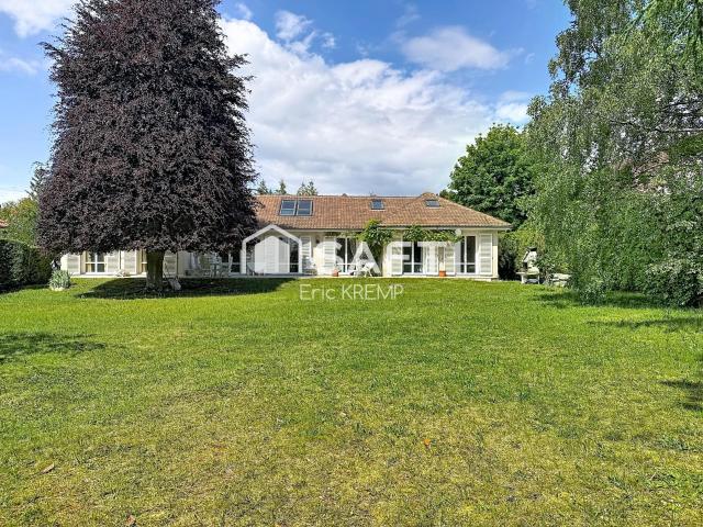 Maison 8 pièces 210 m²