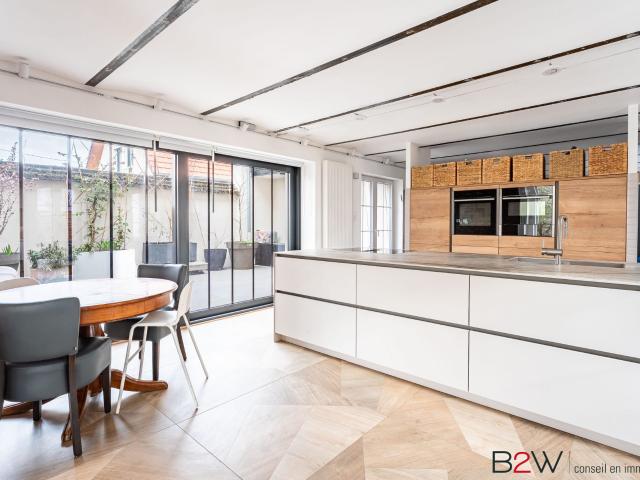 Maison 8 pièces 220 m²