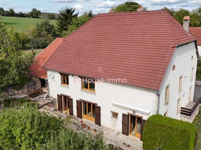 Maison 8 pièces 210 m²