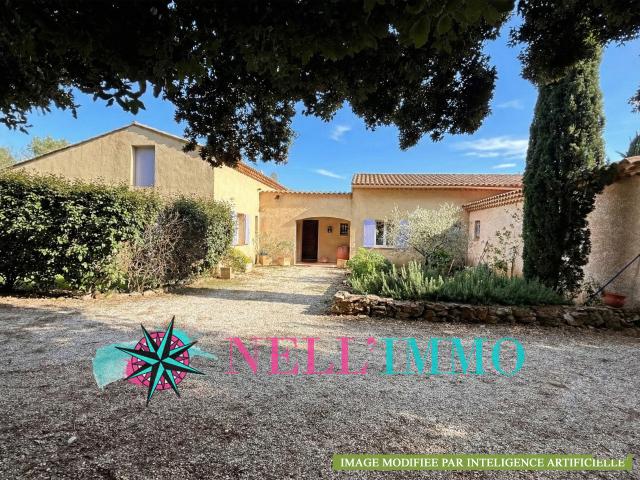 Maison 8 pièces 210 m²