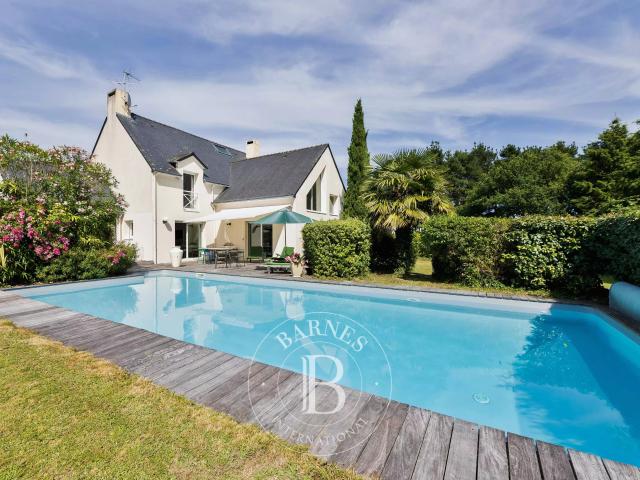 Maison 8 pièces 210 m²