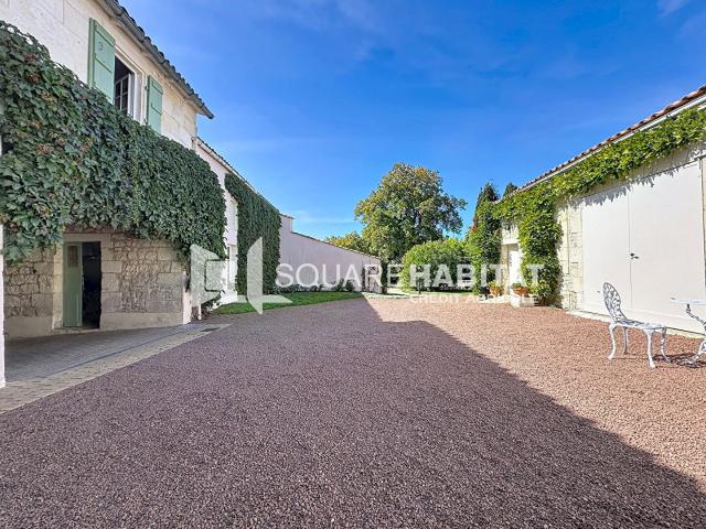 Maison 8 pièces 210 m²