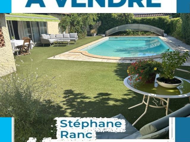 Maison 8 pièces 210 m²