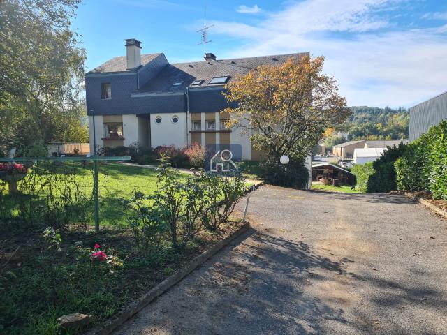 Maison 8 pièces 210 m²