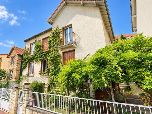 Maison 8 pièces 210 m²
