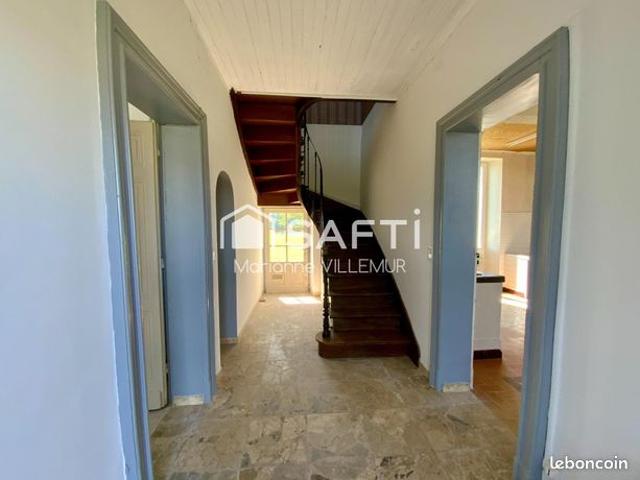 Maison 8 pièces 210 m²