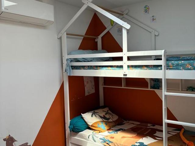 Maison 8 pièces, 210 m² à louer à Lyon 8 69008