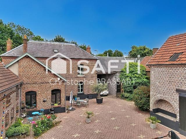 Maison 8 pièces 211 m²