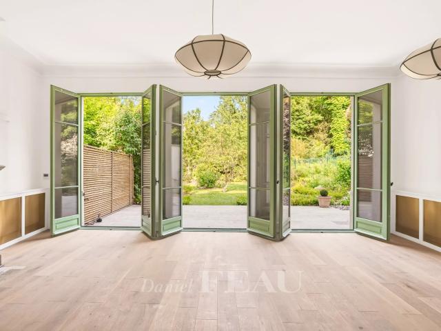 Maison 8 pièces 211 m²